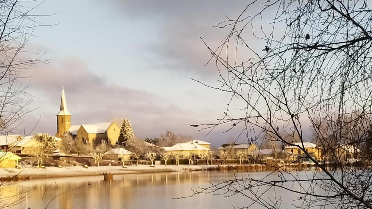 La Maison Du Lac Flavignac Ngoại thất bức ảnh